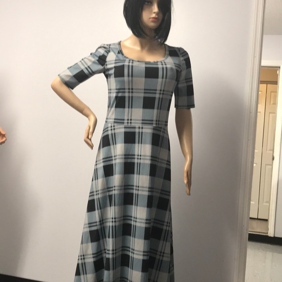 LuLaRoe Dresses & Skirts - LuLaRoe Ana Dress  S Lg